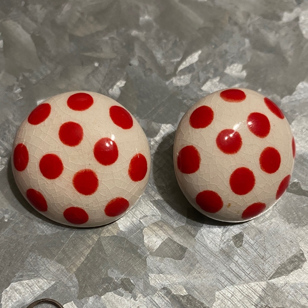 Red Earring Set - Picture 2 of 8